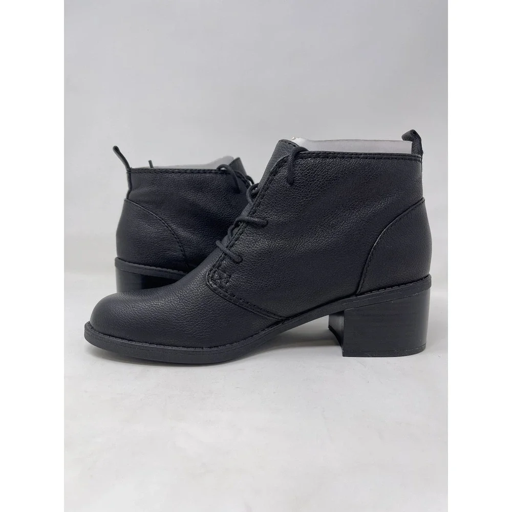 Clarks Nevella Harper Black Leather Ankle Boots Women's Size 8M New Box Defects*